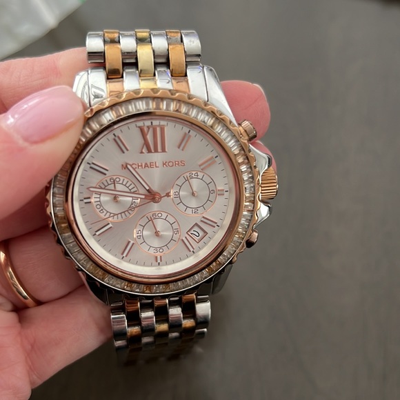 Michael kors watch - Picture 2 of 3